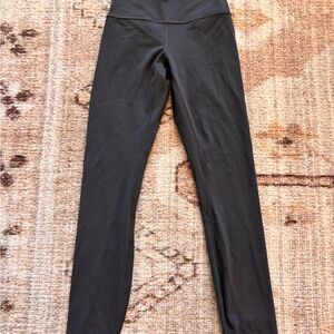 Lululemon Gray Align Size 2 High-Waisted Leggings 25”